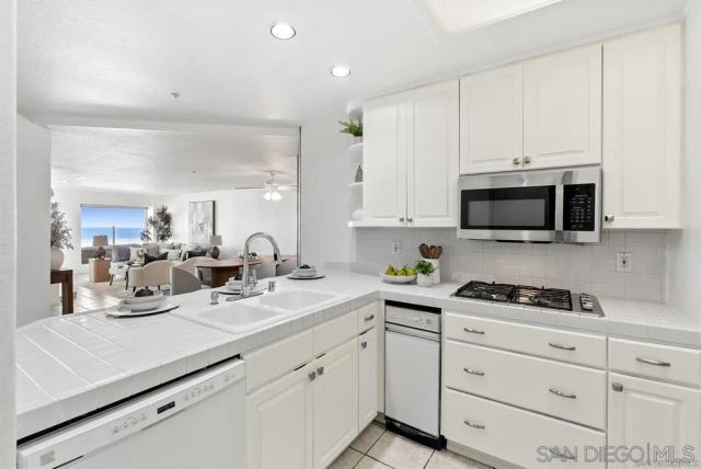 1362 Seacoast Drive B, Imperial Beach, CA 91932