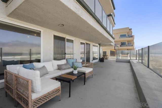 1362 Seacoast Drive B, Imperial Beach, CA 91932