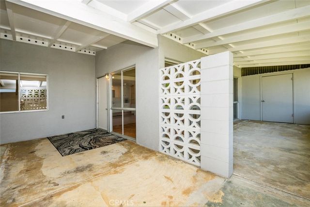 1562 Golden Rain Road 44D M2, Seal Beach, CA 90740