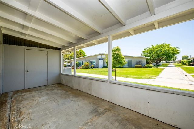 1562 Golden Rain Road 44D M2, Seal Beach, CA 90740
