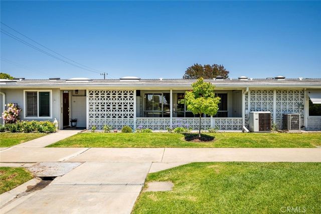 1562 Golden Rain Road 44D M2, Seal Beach, CA 90740