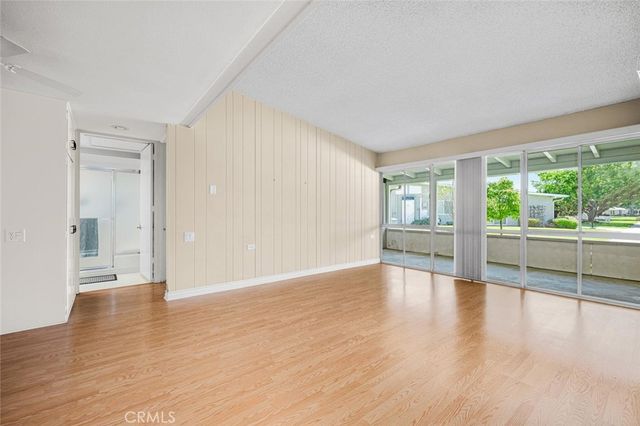 1562 Golden Rain Road 44D M2, Seal Beach, CA 90740