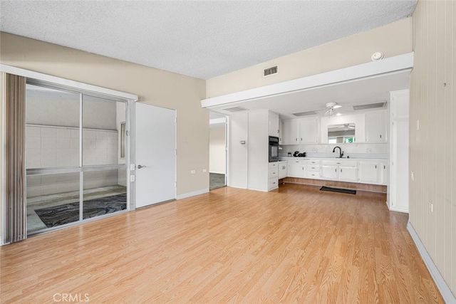1562 Golden Rain Road 44D M2, Seal Beach, CA 90740