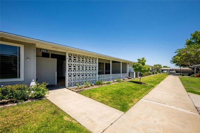 1562 Golden Rain Road 44D M2, Seal Beach, CA 90740