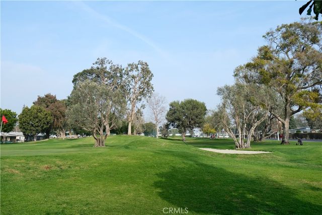 1562 Golden Rain Road 44D M2, Seal Beach, CA 90740