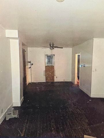 1986 Howard Avenue, Flint, MI 48503