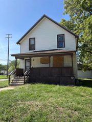1986 Howard Avenue, Flint, MI 48503
