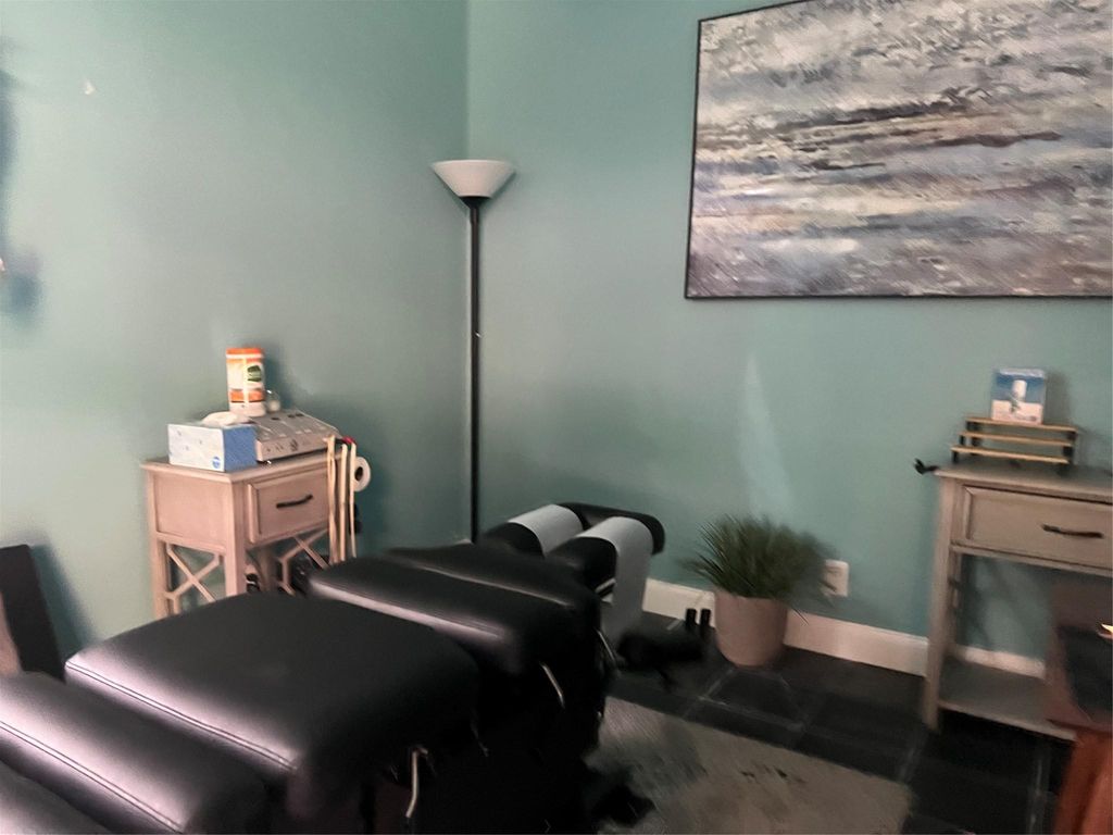 720 NE 3rd Ave, Fort Lauderdale, FL 33304