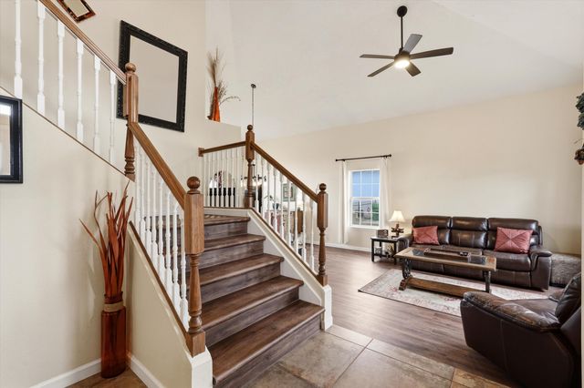 2597 Sandia Loop NE, Rio Rancho, NM 87144