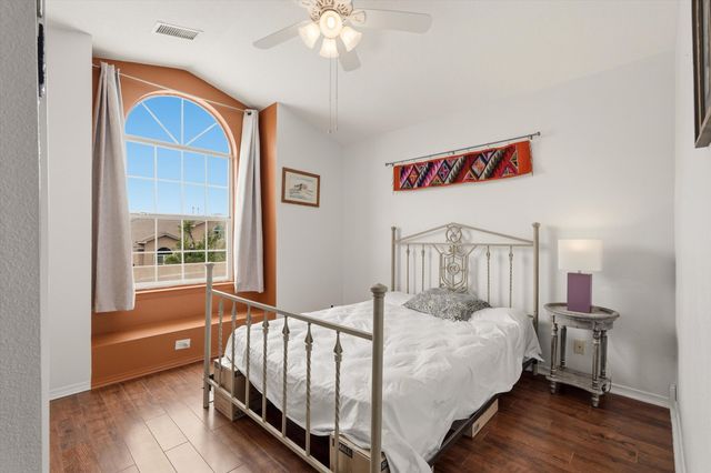 2597 Sandia Loop NE, Rio Rancho, NM 87144