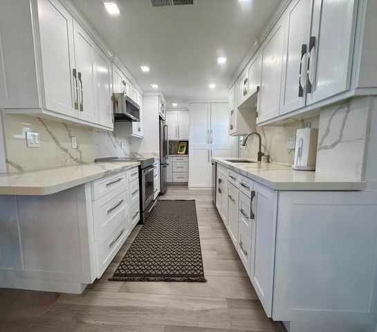 5400 N Ocean Drive 1d, Singer Island, FL 33404