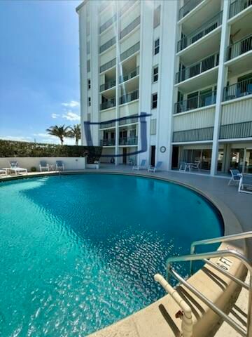 5400 N Ocean Drive 1d, Singer Island, FL 33404