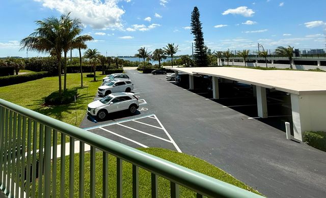 5400 N Ocean Drive 1d, Singer Island, FL 33404