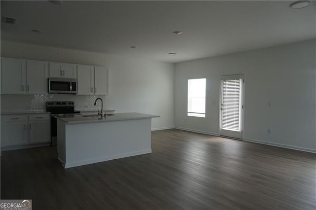 6727 Armonia Drive, Mableton, GA 30126