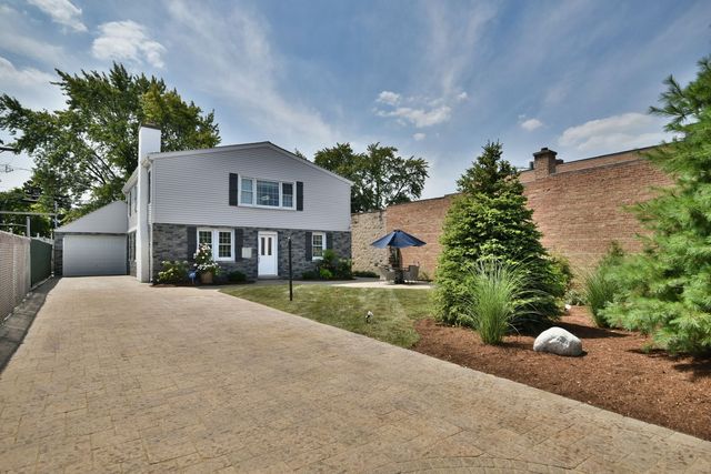 8211 W Grand Avenue, River Grove, IL 60171
