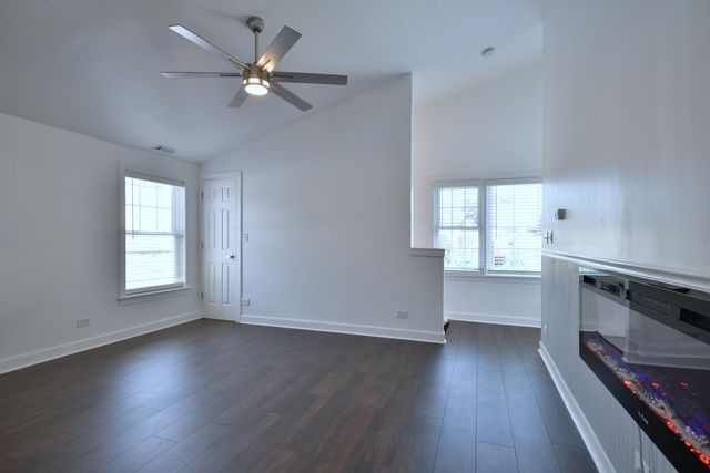 8211 W Grand Avenue, River Grove, IL 60171