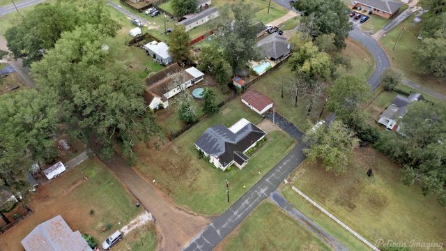 101 W Jefferson Avenue, Haughton, LA 71037