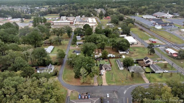 101 W Jefferson Avenue, Haughton, LA 71037
