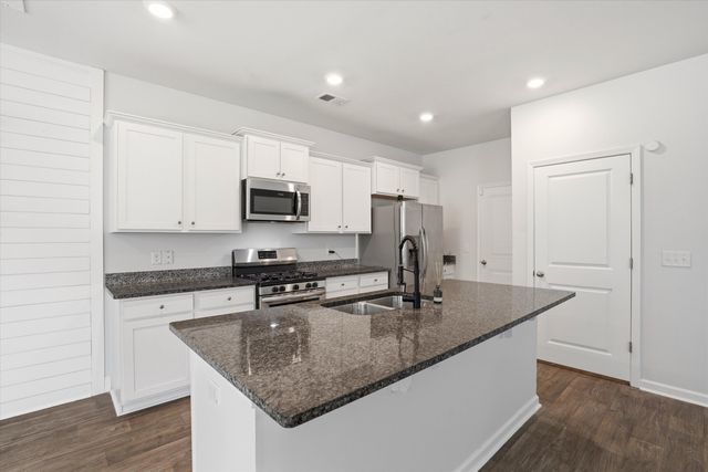 9773 Roseberry, Ladson, SC 29456