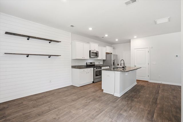 9773 Roseberry, Ladson, SC 29456