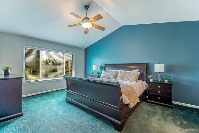 1162 Gentry Drive, South Lyon, MI 48178