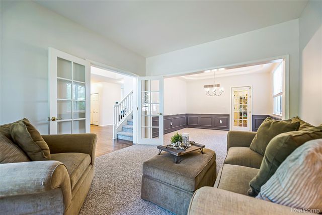 1162 Gentry Drive, South Lyon, MI 48178