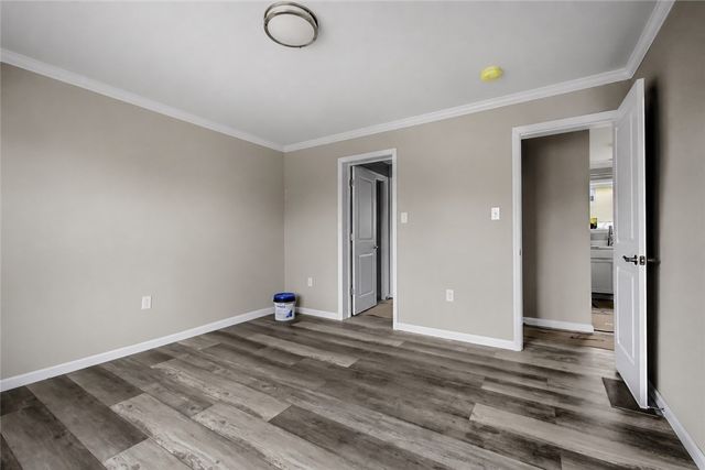 121 Robert Gray Avenue, Tiverton, RI 02878
