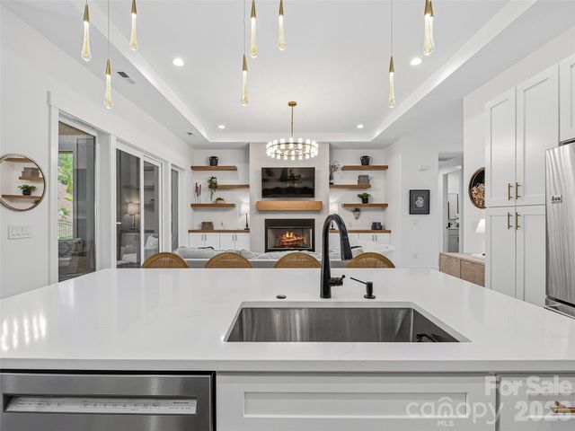 317 Avery Trail Drive, Arden, NC 28704