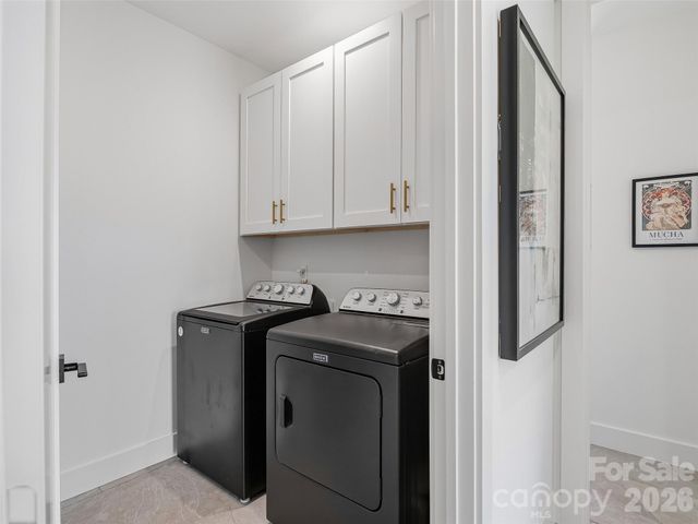 317 Avery Trail Drive, Arden, NC 28704