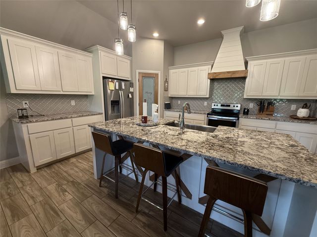 6188 County Road 913, Godley, TX 76044