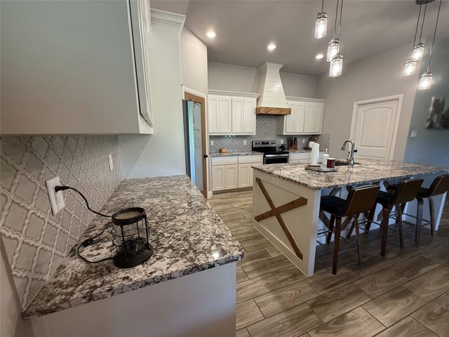 6188 County Road 913, Godley, TX 76044