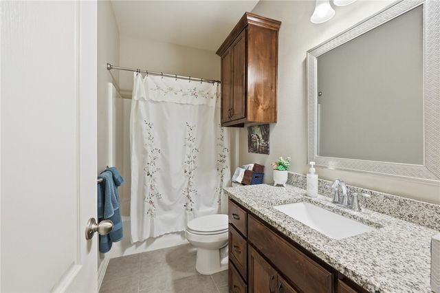 2210 Diamond Dr, Corpus Christi, TX 78414