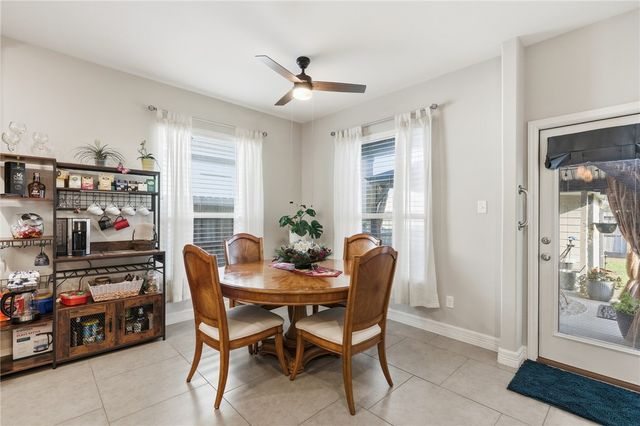 2210 Diamond Dr, Corpus Christi, TX 78414