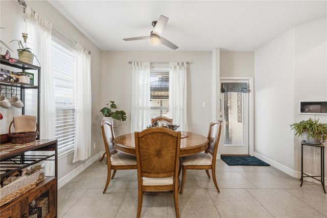 2210 Diamond Dr, Corpus Christi, TX 78414