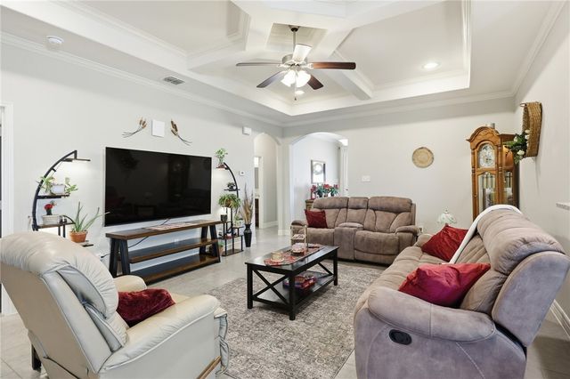 2210 Diamond Dr, Corpus Christi, TX 78414