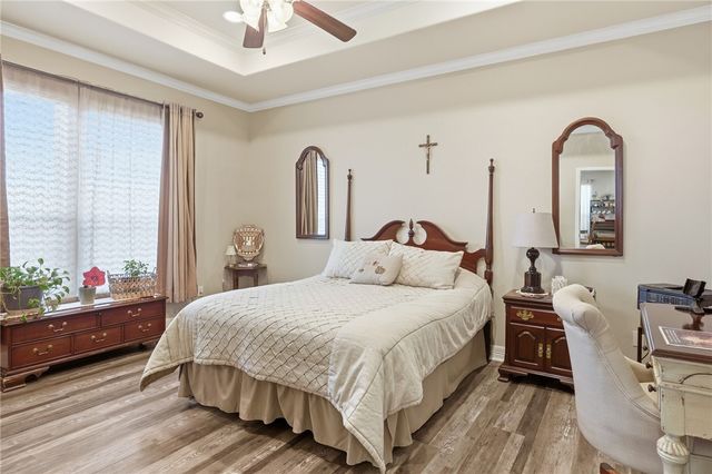 2210 Diamond Dr, Corpus Christi, TX 78414