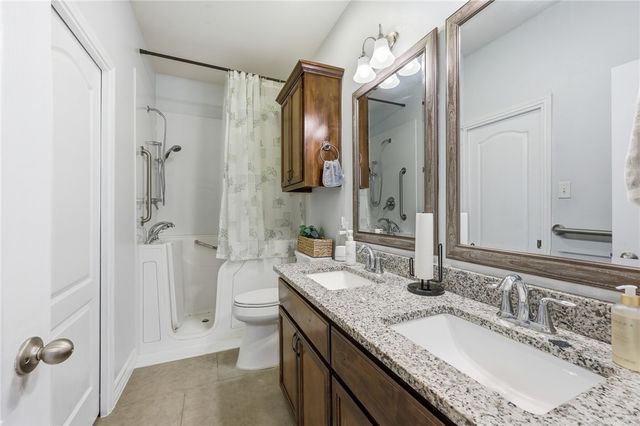 2210 Diamond Dr, Corpus Christi, TX 78414