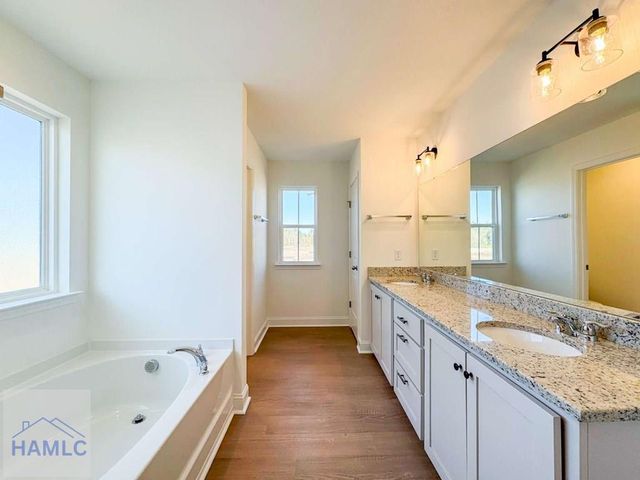 232 Boundary Hall Way, Hinesville, GA 31313