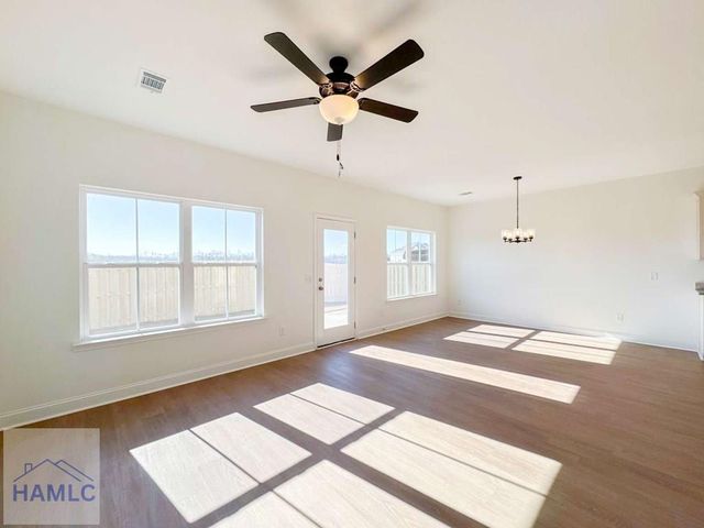 232 Boundary Hall Way, Hinesville, GA 31313