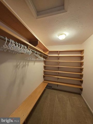 798 MENGES MILLS RD, Spring Grove, PA 17362