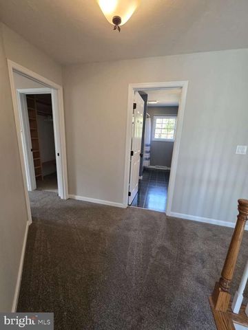 798 MENGES MILLS RD, Spring Grove, PA 17362