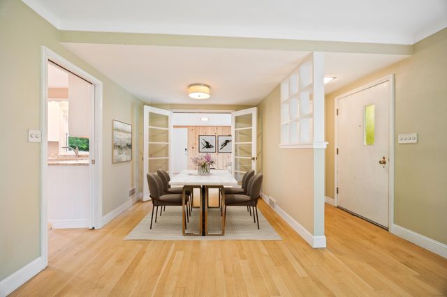 3200 Chase Drive, Hopkins, MN 55305