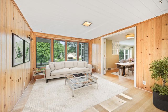 3200 Chase Drive, Hopkins, MN 55305