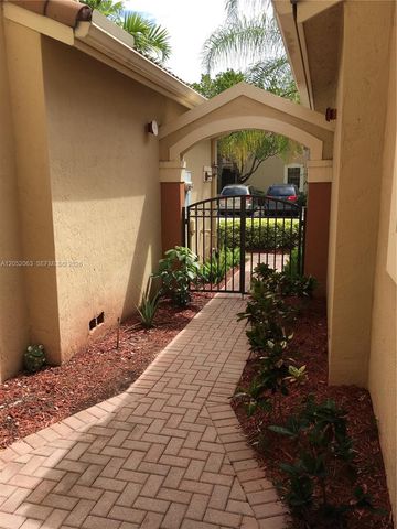 4258 Vineyard Circle, Weston, FL 33332