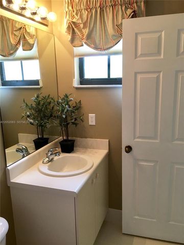 4258 Vineyard Circle, Weston, FL 33332