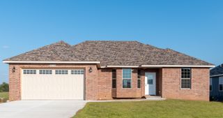 1218 South Antietam Road, Republic, MO 65738