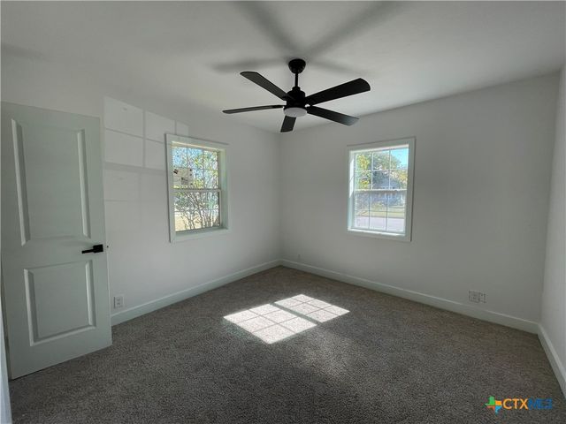 1103 Waco Street, Gatesville, TX 76528