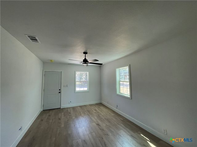 1103 Waco Street, Gatesville, TX 76528