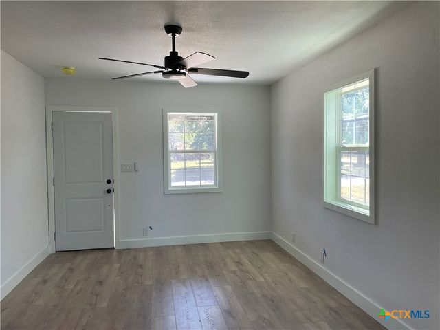 1103 Waco Street, Gatesville, TX 76528