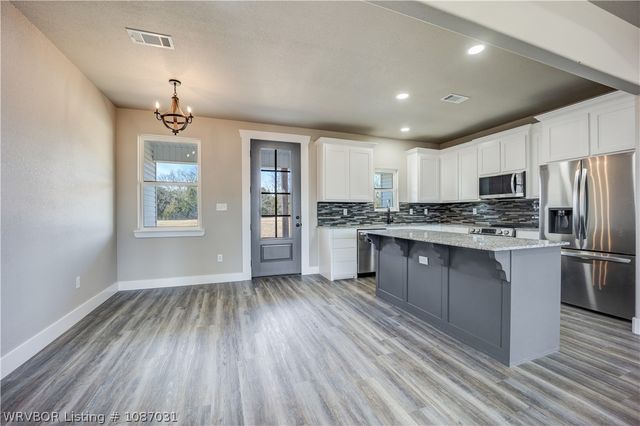 103742 S 4650 Road, Sallisaw, OK 74955